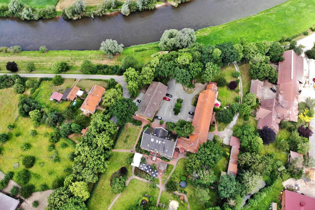 Land-Gut-Hotel Allerhof Frankenfeld Exterior photo
